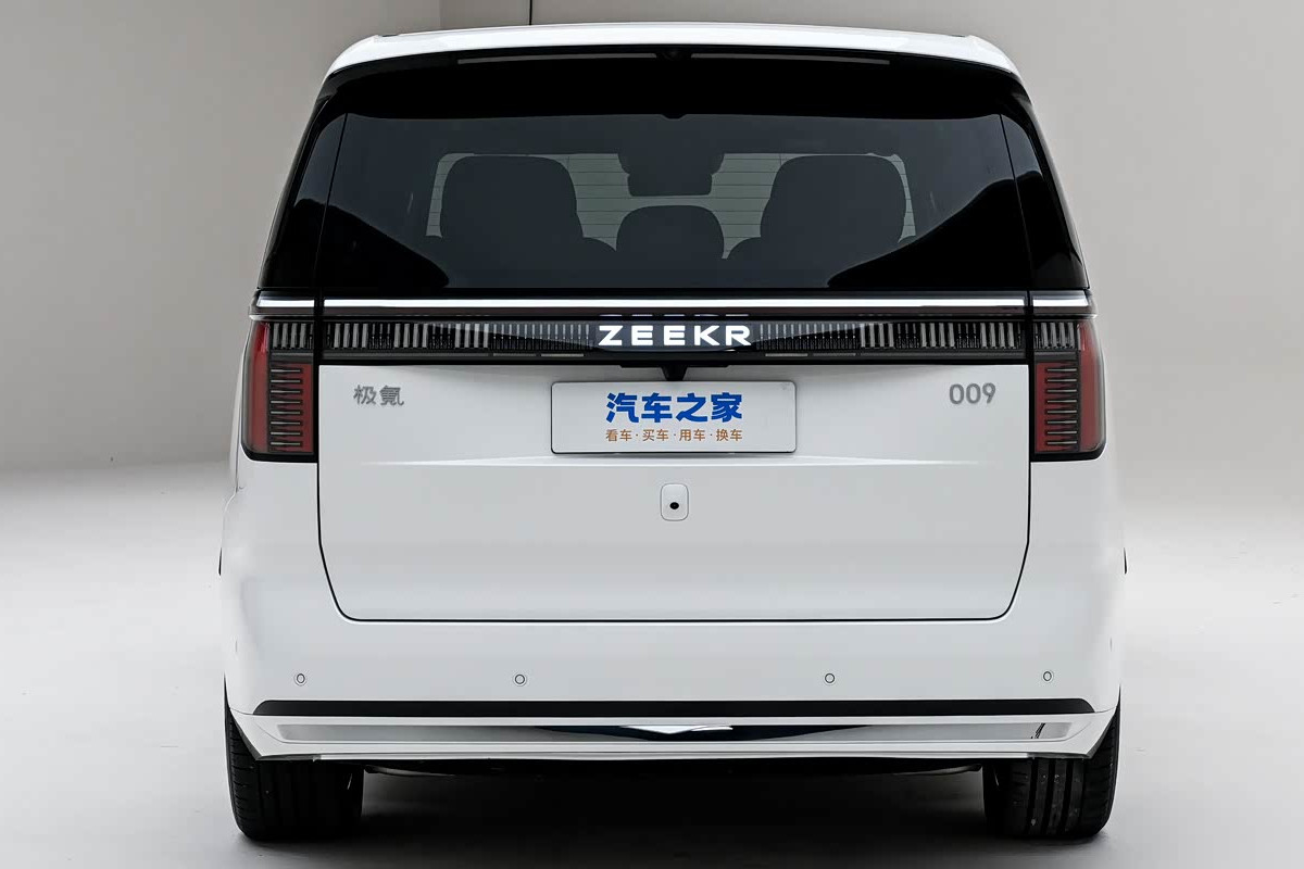 Zeekr 009 готовится к повторному обновлению