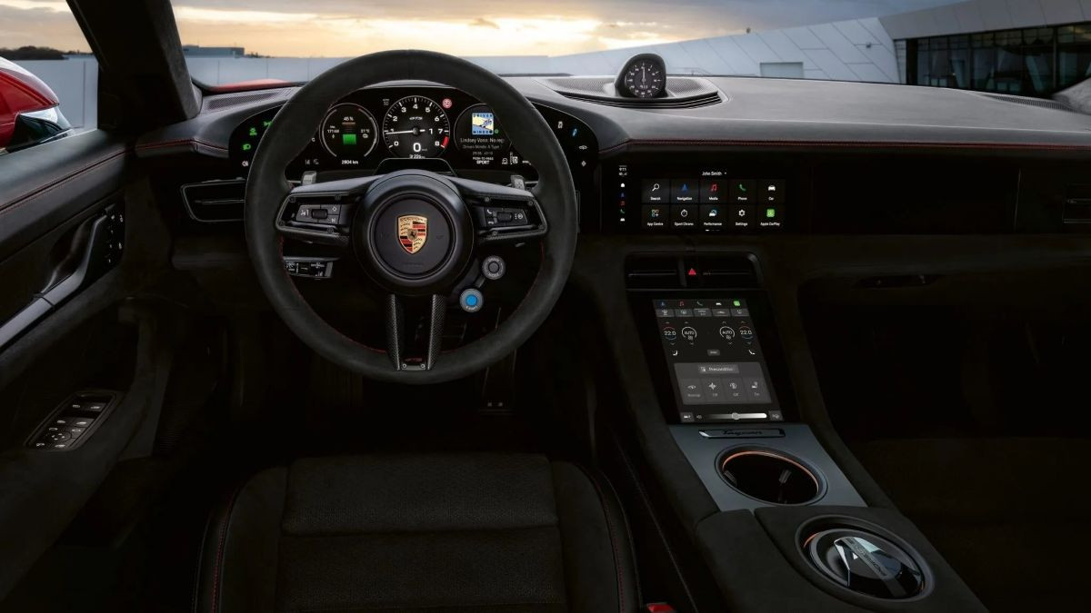 Модернизированный Porsche Taycan обрел восемь виртуальных &laquo;передач&raquo;