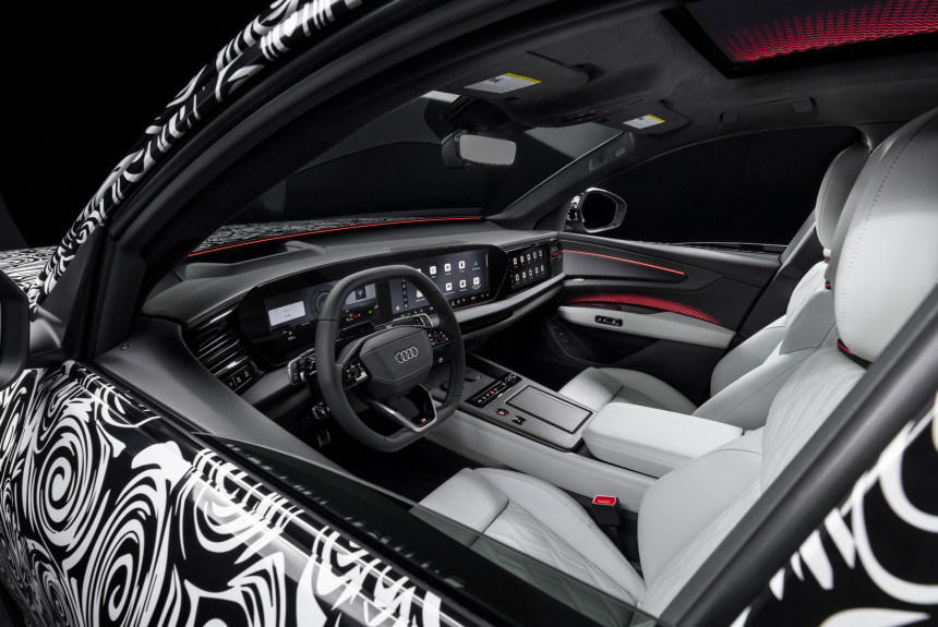 Audi показала салон большого кроссовера Q9 Audi показала салон большого кроссовера Q9