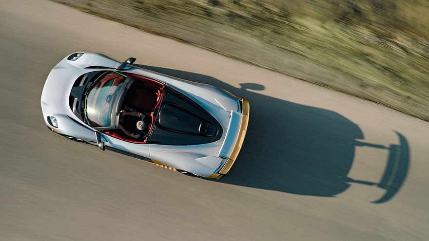 У суперкара Aston Martin Valhalla появилась версия с открытым верхом