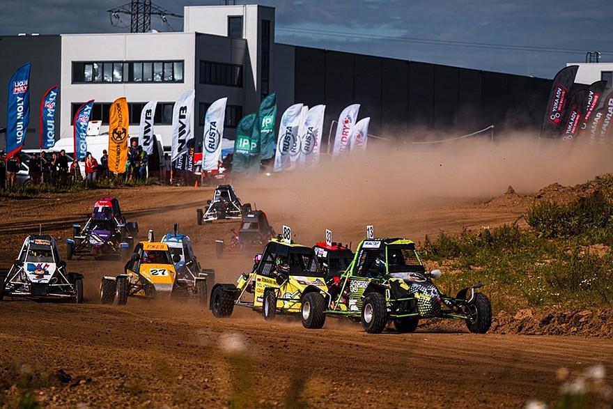 Бородино грохочет моторами: на кубке Крамар моторспорт – YUKA ADV Pro Racing было жарко