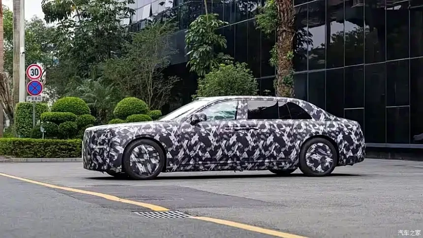 Yangwang HU: флагманский седан BYD нацелен на рынок Ближнего Востока
