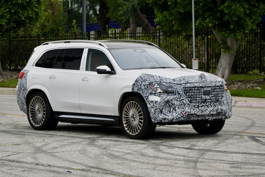 На подходе обновленный кроссовер Mercedes-Maybach GLS На подходе обновленный кроссовер Mercedes-Maybach GLS