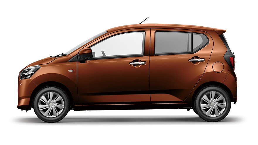 Кей-кары Daihatsu Mira e:S и Toyota Pixis Epoch получили несколько обновок