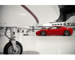 Ferrari на аэродроме 