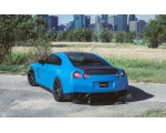 Синий Nissan GT-R