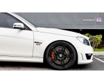 Сильное литьё на Mercedes-Benz C63 AMG