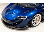 Красивый спортивный автомобиль McLaren P1 3