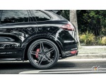 Мощный внедорожник Porsche Cayenne GT 4