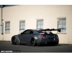   Nissan GT-R 11