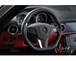 Автомобиль бизнес класса Mercedes SLS 8
