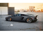 Красивый тюнингованный автомобиль Lamborghini Aventador 3