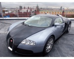 Bugatti Veyron в салоне и на дорогах 122