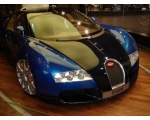 Bugatti Veyron в салоне и на дорогах 114
