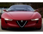 Яркий и гоночный автомобиль Alfa Romeo 77