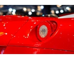 Ярко красный Ferrari на рабочий стол 109