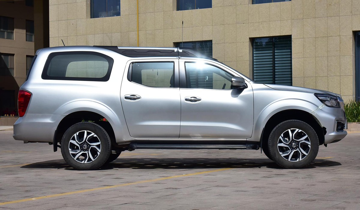 Dongfeng Palaso, или Как малой кровью сделать внедорожник из пикапа Dongfeng Palaso, или Как малой кровью сделать внедорожник из пикапа