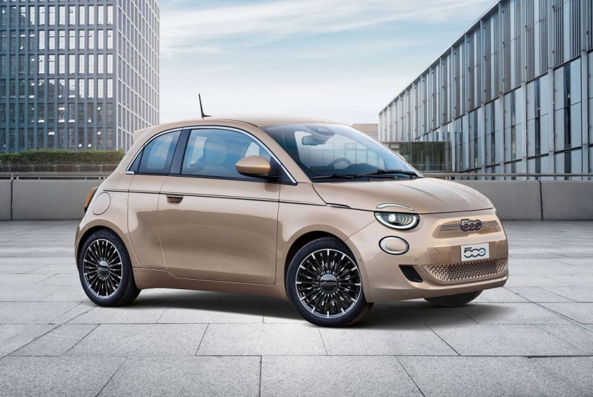 Электрический хэтчбек Fiat 500 обзавелся версией «3+1»
