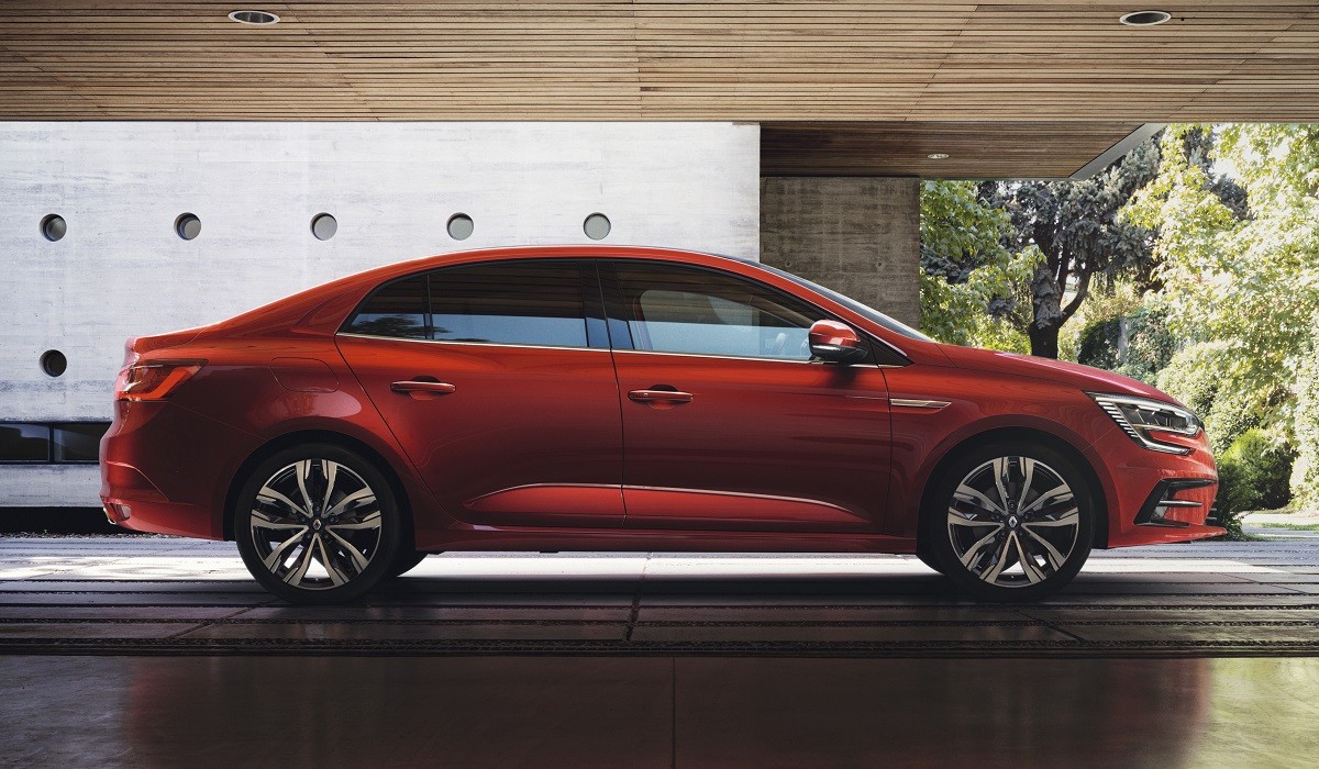 Обновленный Renault Megane: теперь и седан Обновленный Renault Megane: теперь и седан