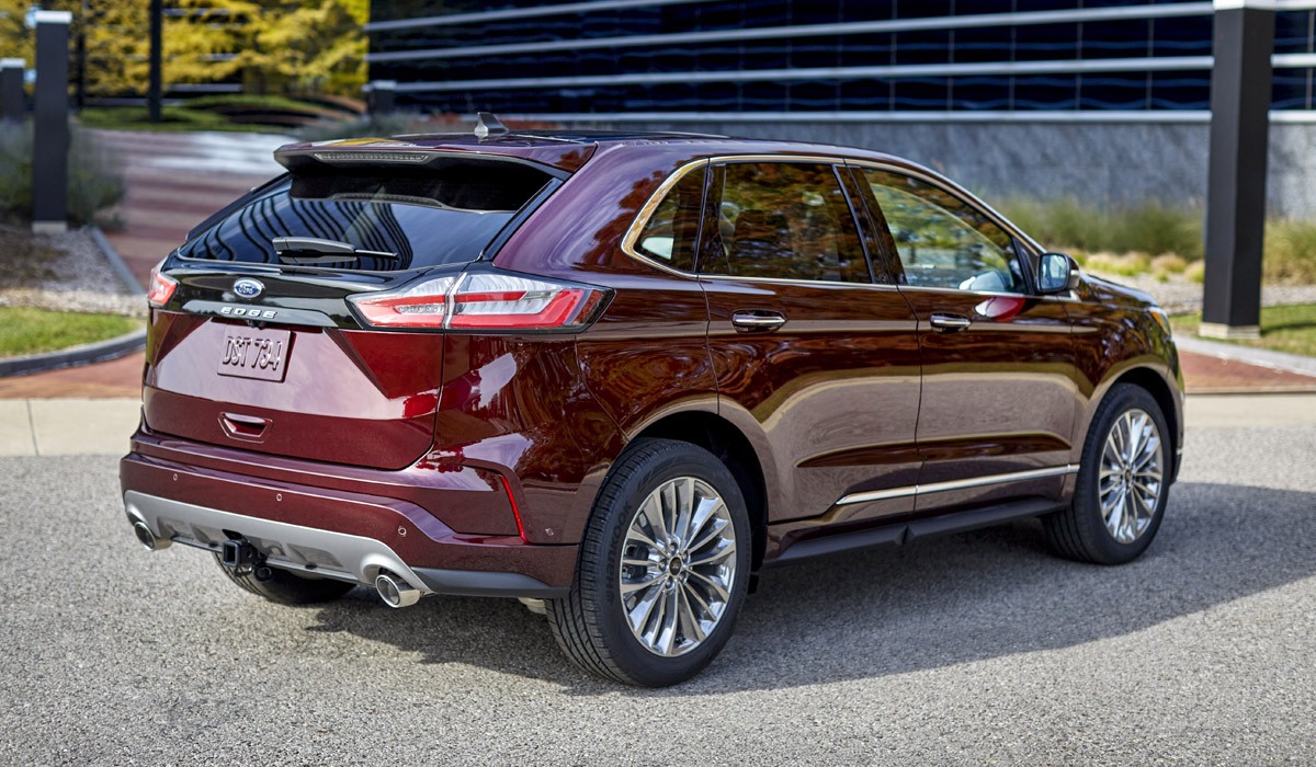 Обновленный американский Ford Edge пошел по стопам китайского