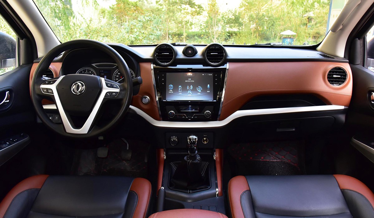 Dongfeng Palaso, или Как малой кровью сделать внедорожник из пикапа Dongfeng Palaso, или Как малой кровью сделать внедорожник из пикапа