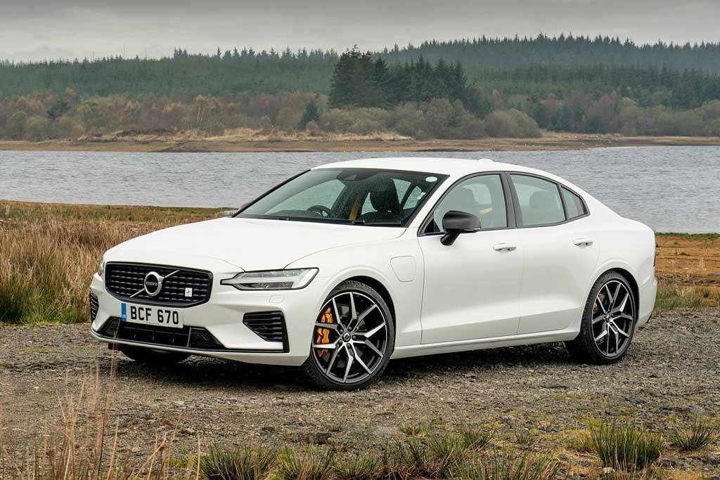 Volvo снова поедут на все деньги: тюнеры обошли заводской ограничитель скорости