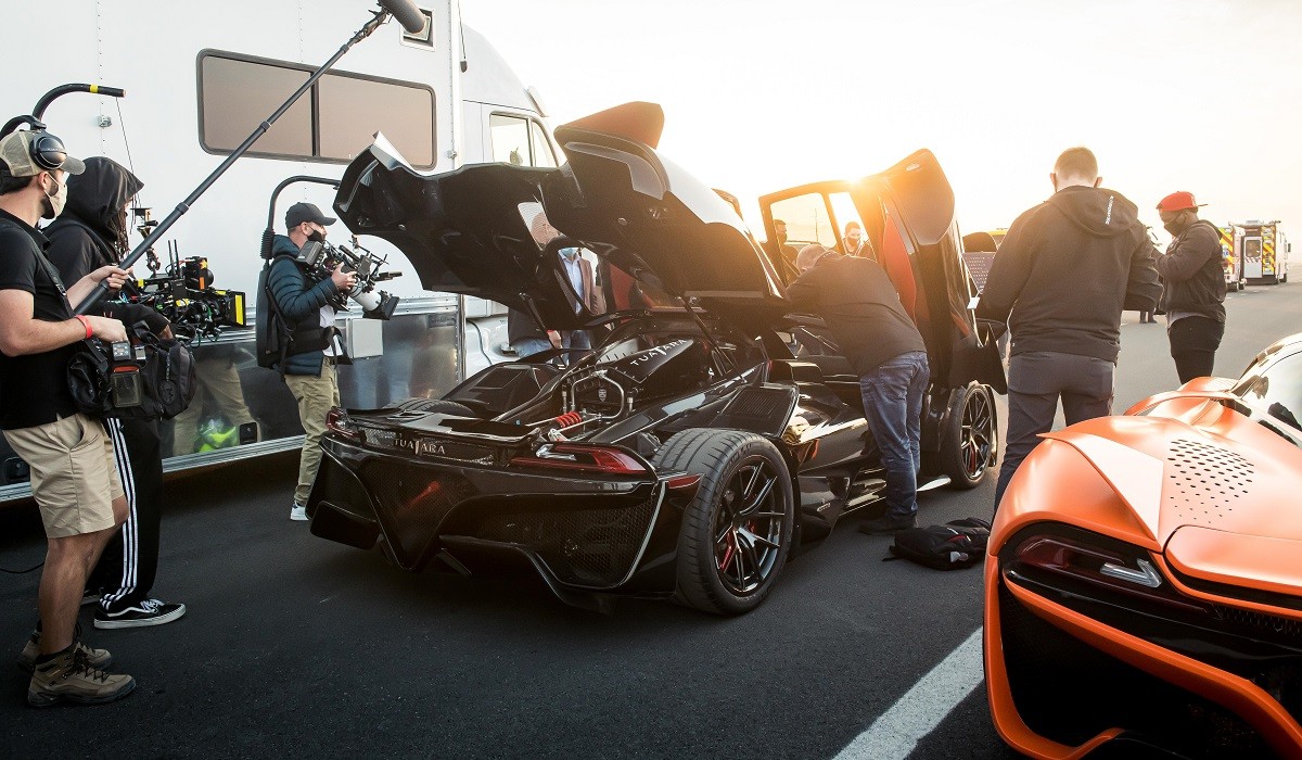 Гиперкар SSC Tuatara установил новый рекорд скорости среди серийных машин