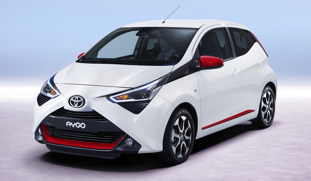 PSA прекращает выпуск хэтчбеков Peugeot 108 и Citroen C1 PSA прекращает выпуск хэтчбеков Peugeot 108 и Citroen C1