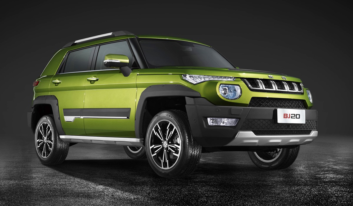 Кроссовер Beijing BJ30 примерил фирменный стиль марки