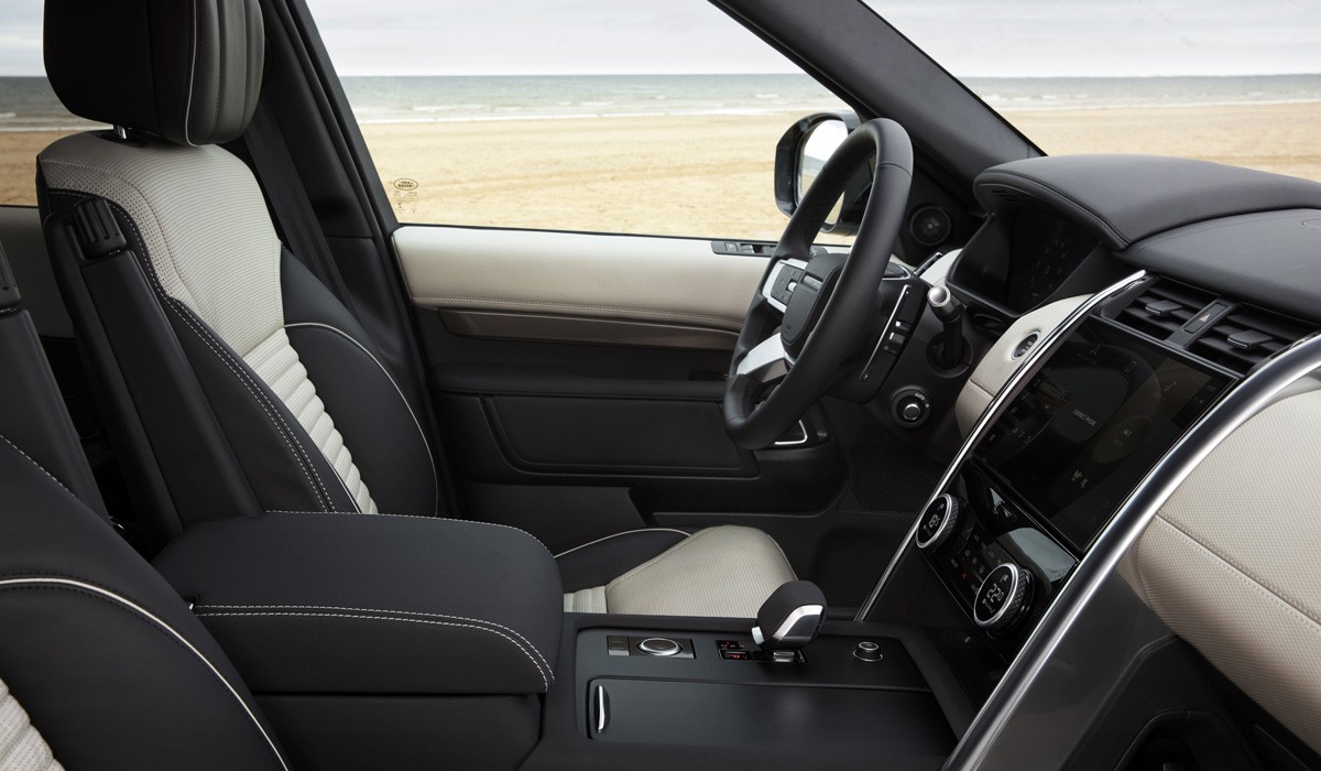 Обновленный Land Rover Discovery — с другими моторами и без пружин