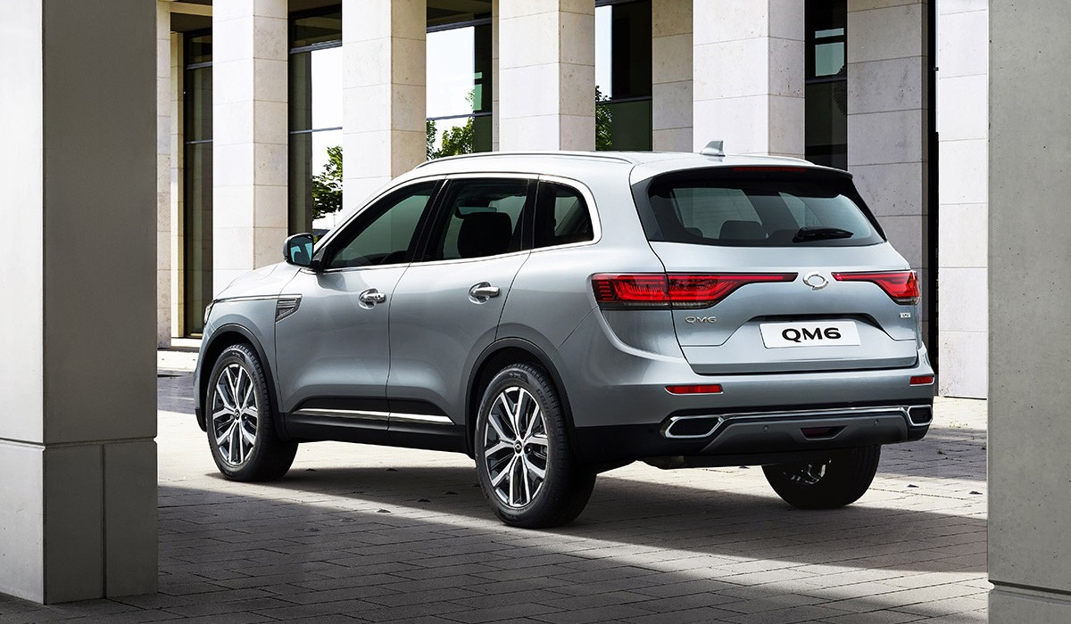 Кроссовер Samsung QM6 обновлен отдельно от Колеоса Кроссовер Samsung QM6 обновлен отдельно от Колеоса