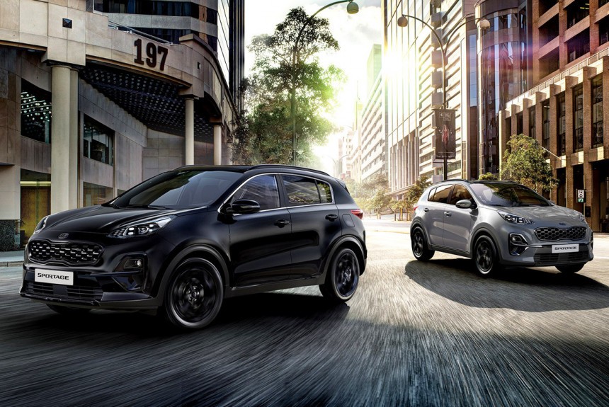 У кроссовера Kia Sportage появилась черная-черная версия У кроссовера Kia Sportage появилась черная-черная версия