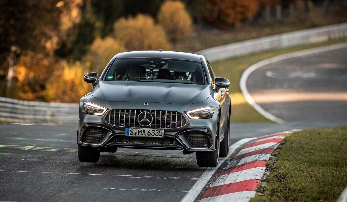 Mercedes-AMG GT 63 S побил рекорд Панамеры на Нюрбургринге Mercedes-AMG GT 63 S побил рекорд Панамеры на Нюрбургринге