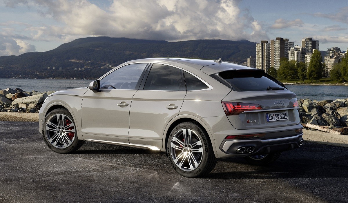 Купеобразный кроссовер Audi SQ5 Sportback: официальная премьера