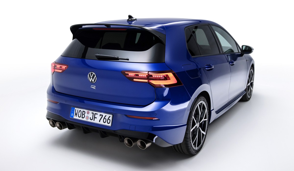 Представлен новый Volkswagen Golf R с дрифт-режимом Представлен новый Volkswagen Golf R с дрифт-режимом
