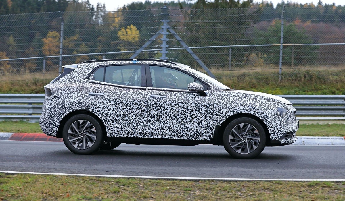 Kia Sportage следующего поколения замечен на Нюрбургринге Kia Sportage следующего поколения замечен на Нюрбургринге