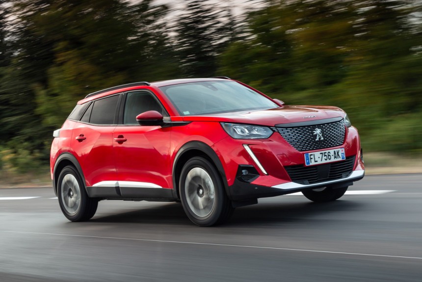 Новый Peugeot 2008: объявлены цены в России Новый Peugeot 2008: объявлены цены в России
