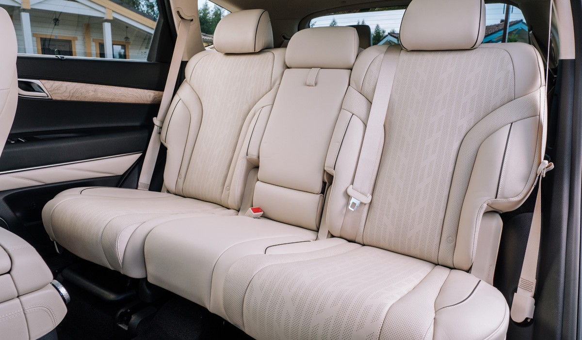 Седан Genesis G80 и кроссовер GV80: цены в России Седан Genesis G80 и кроссовер GV80: цены в России