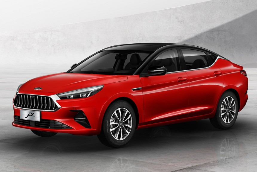 Лифтбек JAC J7 выходит на российский рынок: объявлены цены Лифтбек JAC J7 выходит на российский рынок: объявлены цены