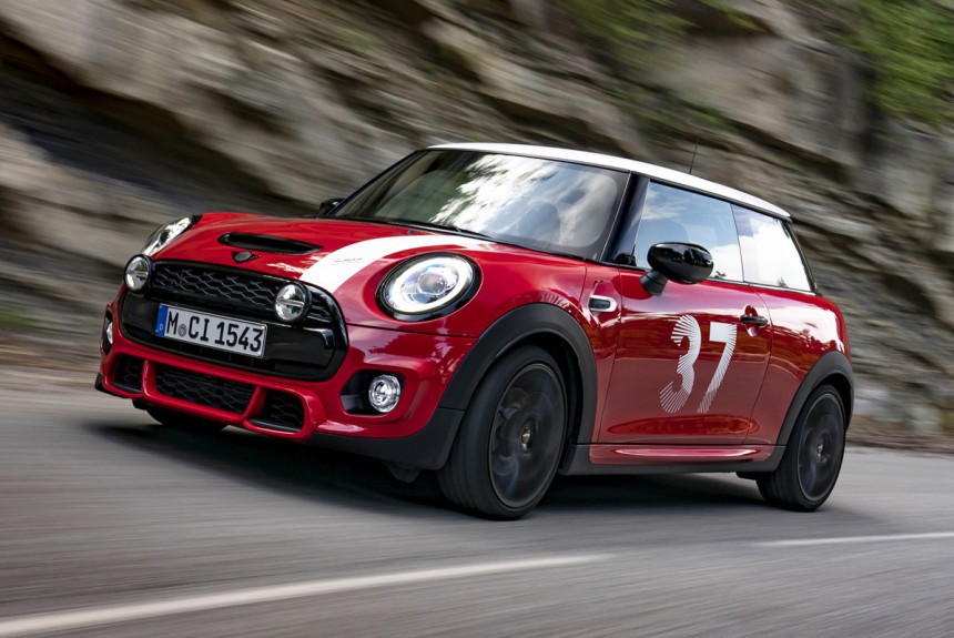 Mini Cooper S Paddy Hopkirk Edition: цена и тираж для России