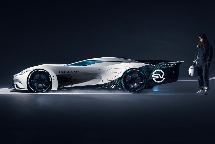 Jaguar Vision Gran Turismo SV вышел из виртуального мира Jaguar Vision Gran Turismo SV вышел из виртуального мира