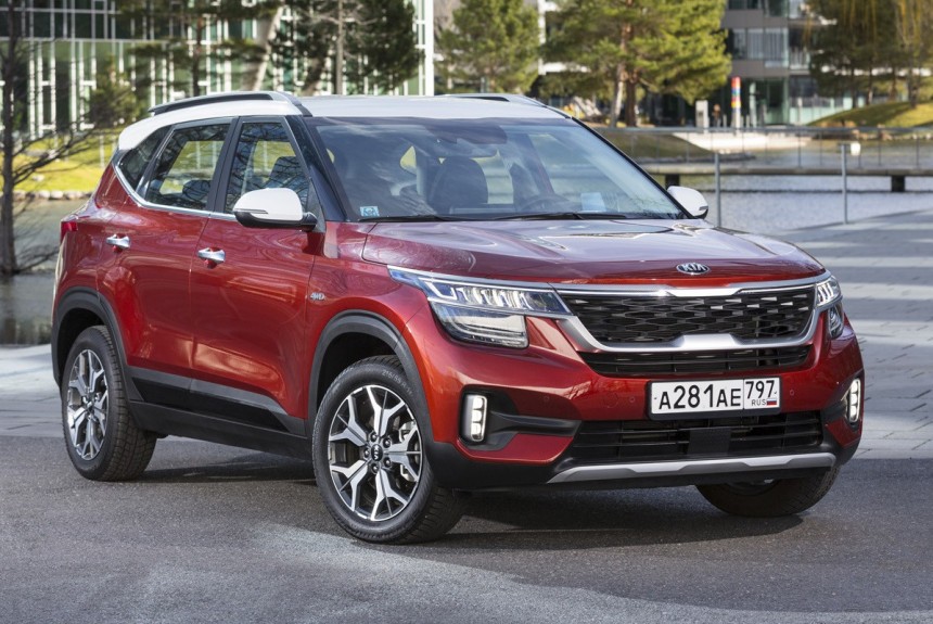 Кроссовер Kia Seltos обзавелся обновленными комплектациями и подорожал Кроссовер Kia Seltos обзавелся обновленными комплектациями и подорожал
