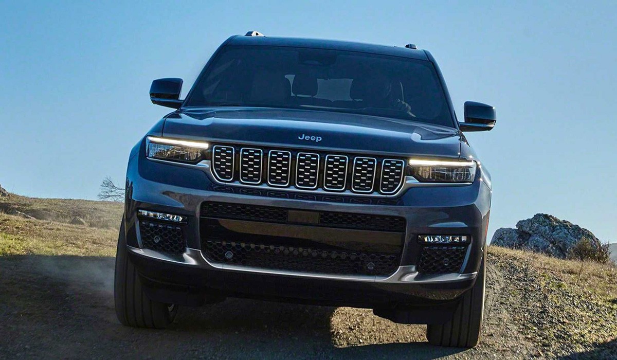 Представлен новый Jeep Grand Cherokee L с тремя рядами сидений Представлен новый Jeep Grand Cherokee L с тремя рядами сидений