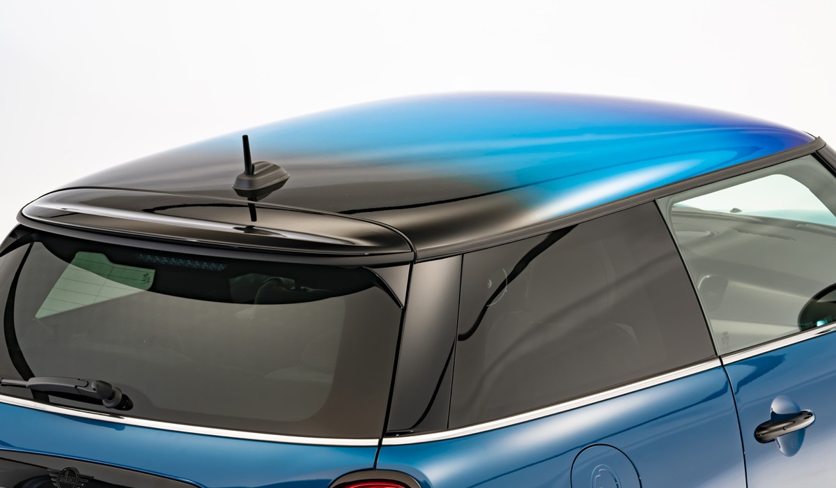 Хэтчбеки и кабриолеты Mini: второй рестайлинг оказался круче первого Хэтчбеки и кабриолеты Mini: второй рестайлинг оказался круче первого