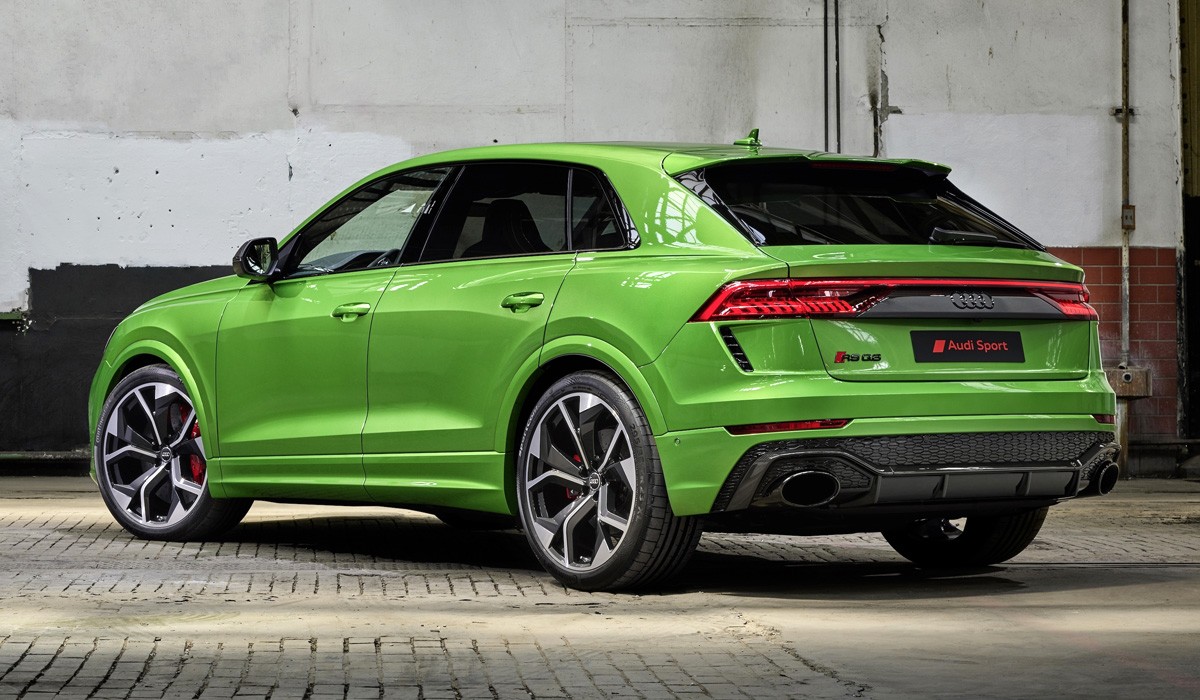 Объявлена российская цена «горячего» кроссовера Audi RS Q8 Объявлена российская цена «горячего» кроссовера Audi RS Q8