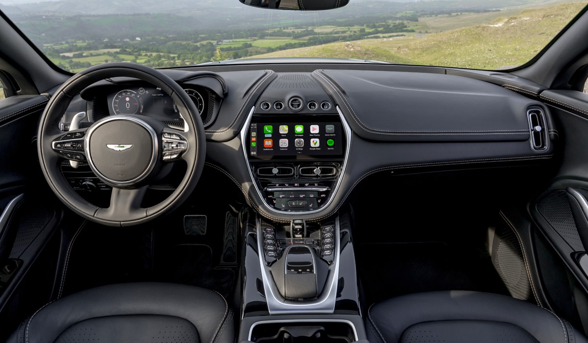 В России начались продажи кроссоверов Aston Martin DBX В России начались продажи кроссоверов Aston Martin DBX