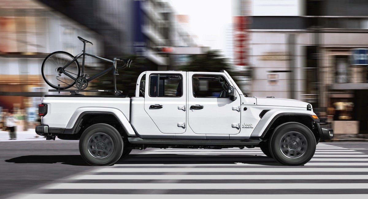 пикап Jeep Gladiator во всей красе уже продаётся в Европе пикап Jeep Gladiator во всей красе уже продаётся в Европе