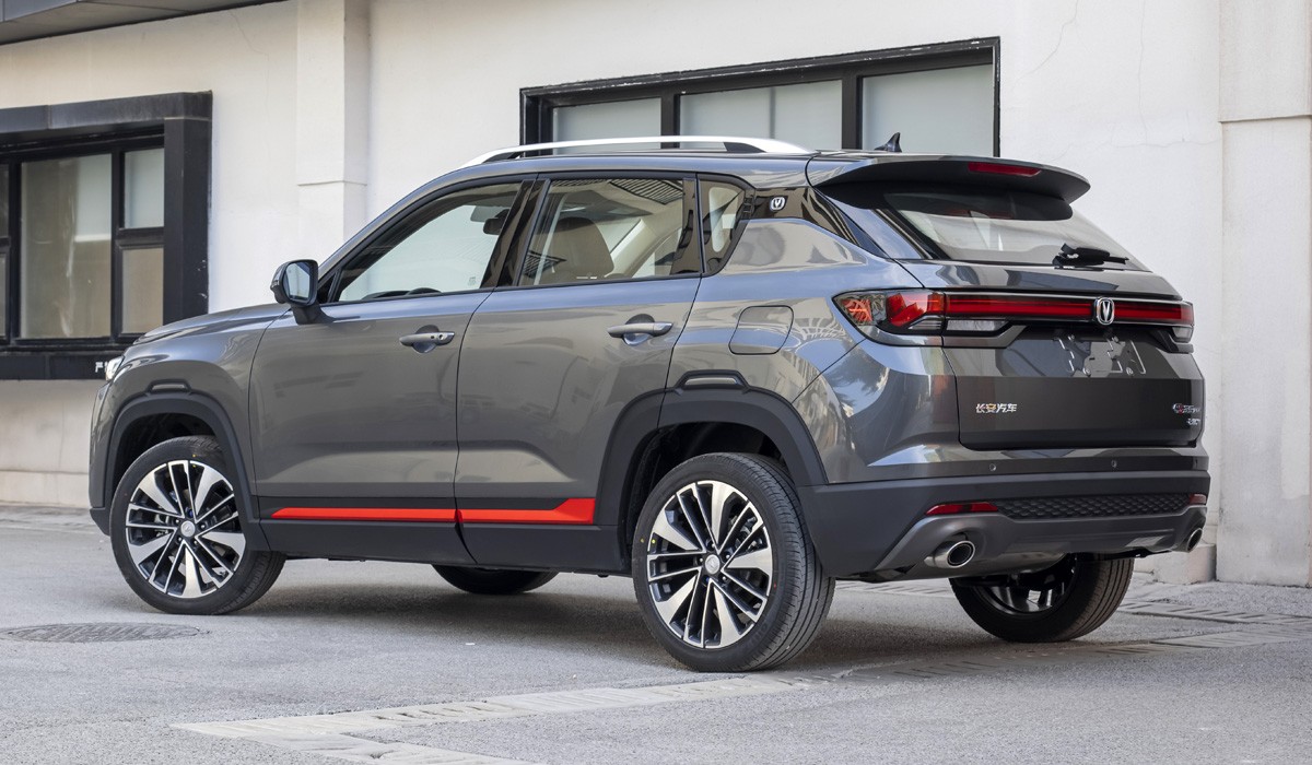 Обновленный Changan CS35 Plus: больше не клон Тигуана Обновленный Changan CS35 Plus: больше не клон Тигуана