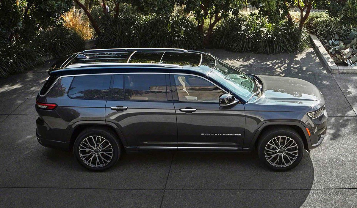 Представлен новый Jeep Grand Cherokee L с тремя рядами сидений Представлен новый Jeep Grand Cherokee L с тремя рядами сидений