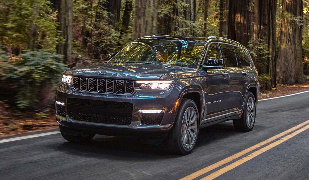 Представлен новый Jeep Grand Cherokee L с тремя рядами сидений Представлен новый Jeep Grand Cherokee L с тремя рядами сидений